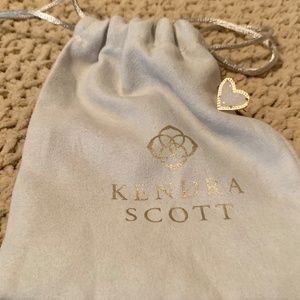 Kendra Scott heart ring